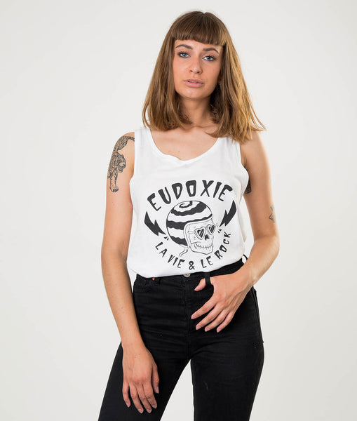 A women wearing White tank top with motorcycle motives La vie & Le rock from Eudoxie