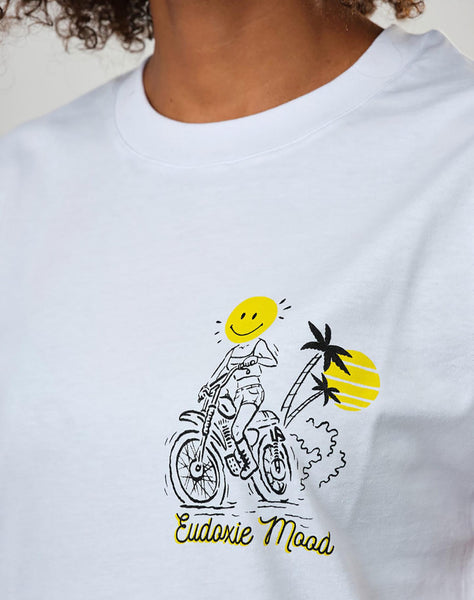 A close up of the motorcycle motive on a white eudoxie t-shirt